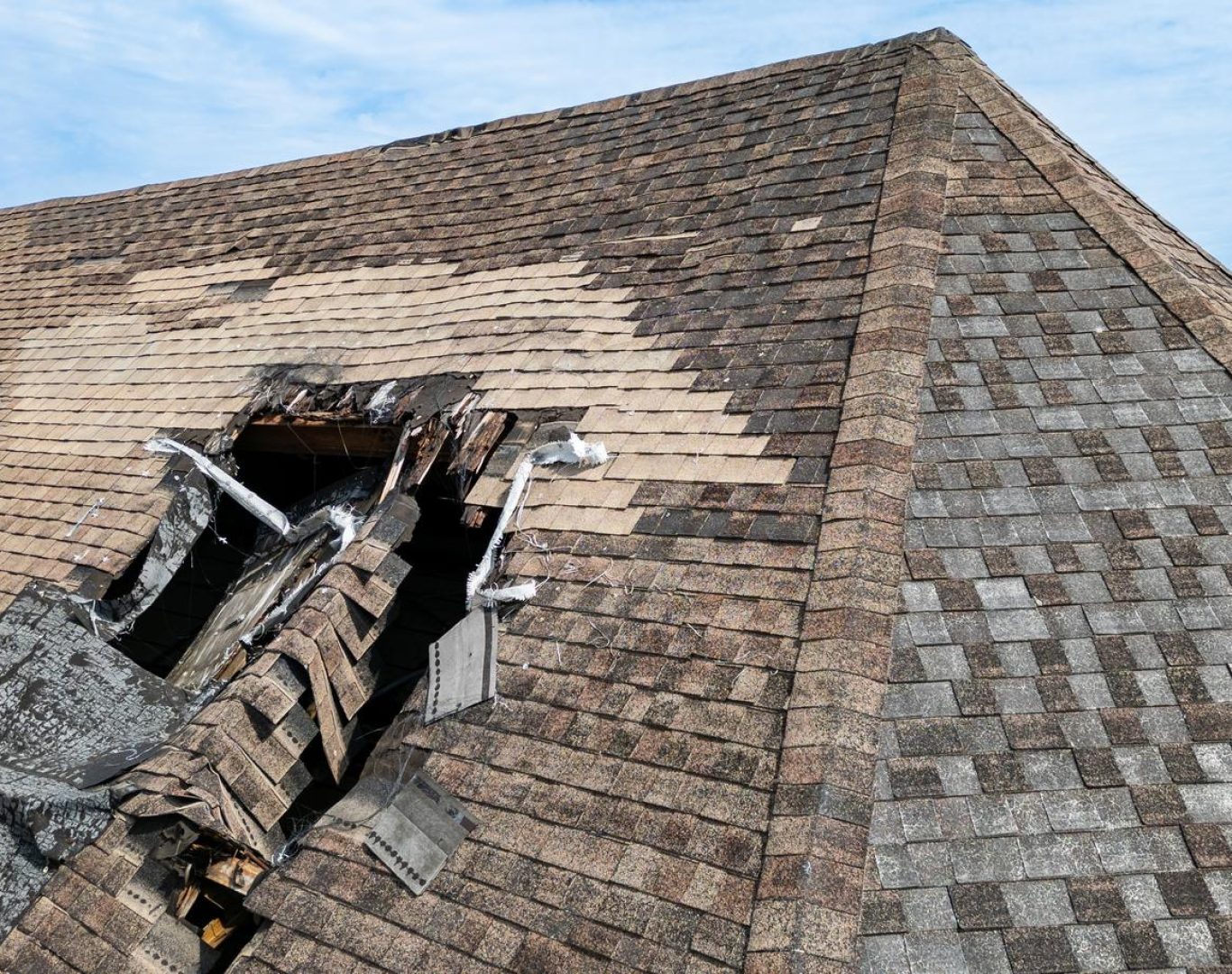 Roof replacement in Castle Rock, CO for aging home with asphalt shingles